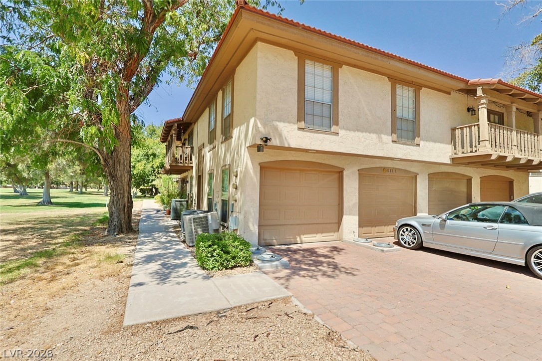 3181 Pinehurst Drive D Property Photo 1