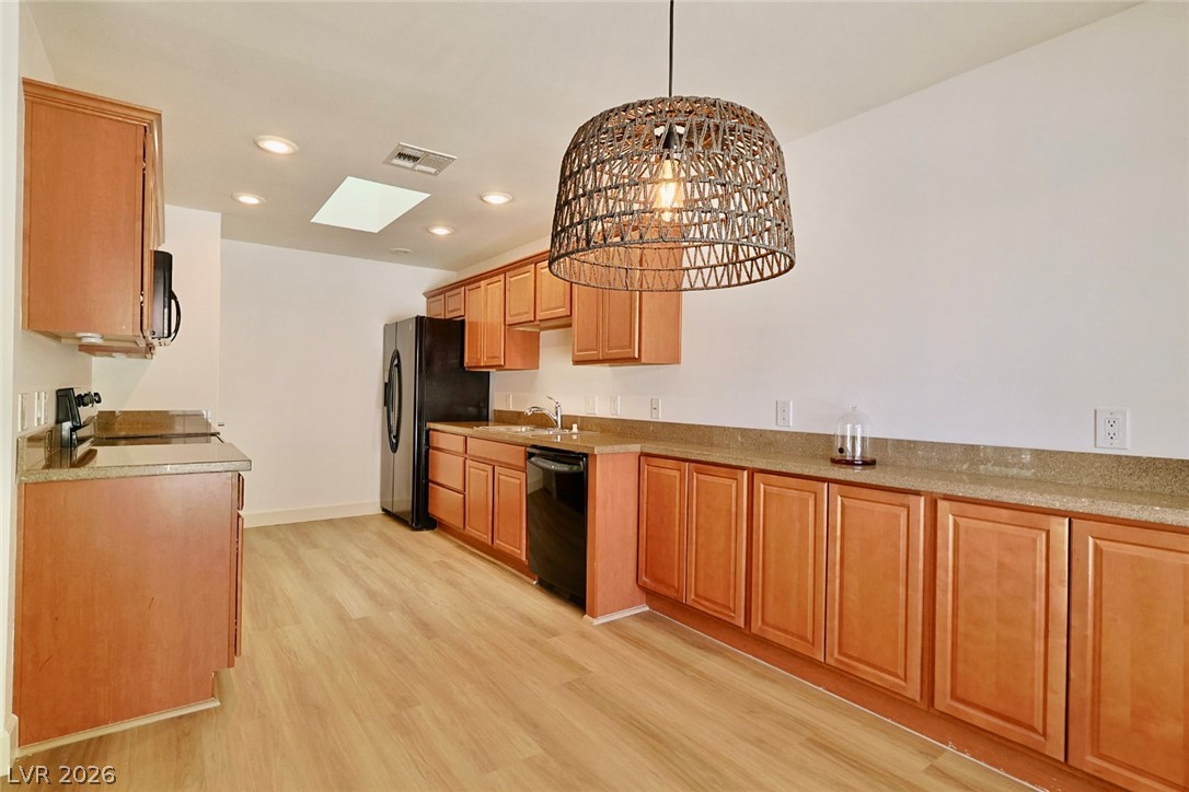 3181 Pinehurst Drive D Property Photo 17