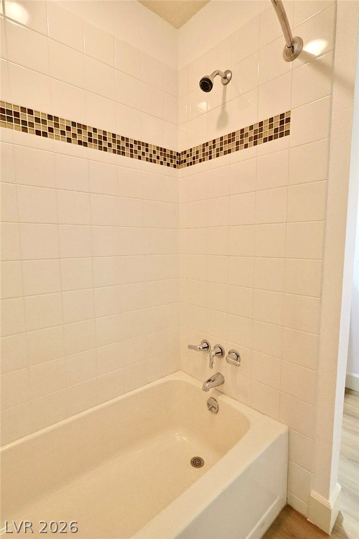 3181 Pinehurst Drive D Property Photo 20