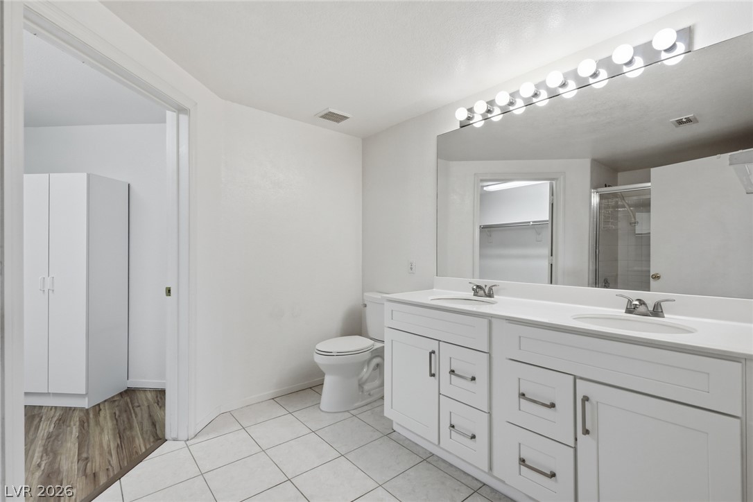 2000 Turquoise Ridge Street 103 Property Photo 6