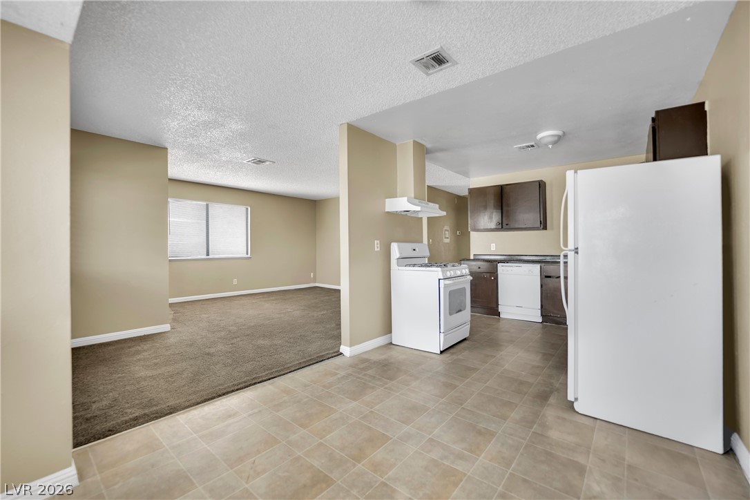2341 Exeter Drive Property Photo 32