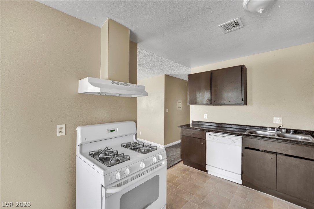 2341 Exeter Drive Property Photo 34