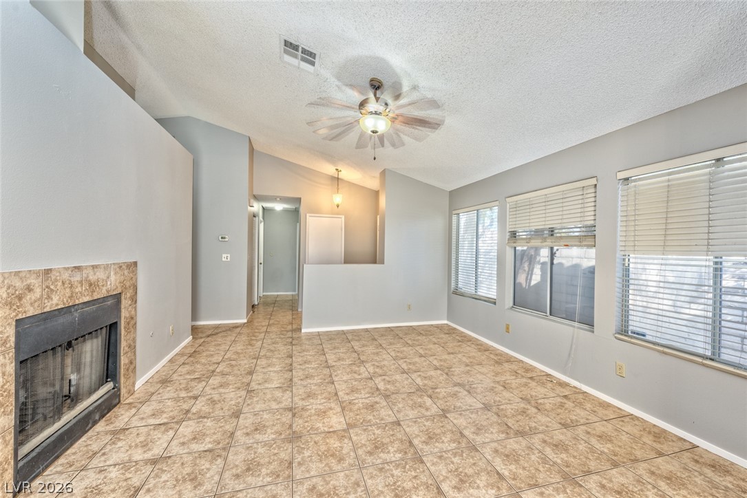 8661 Freeport Lane Property Photo 3