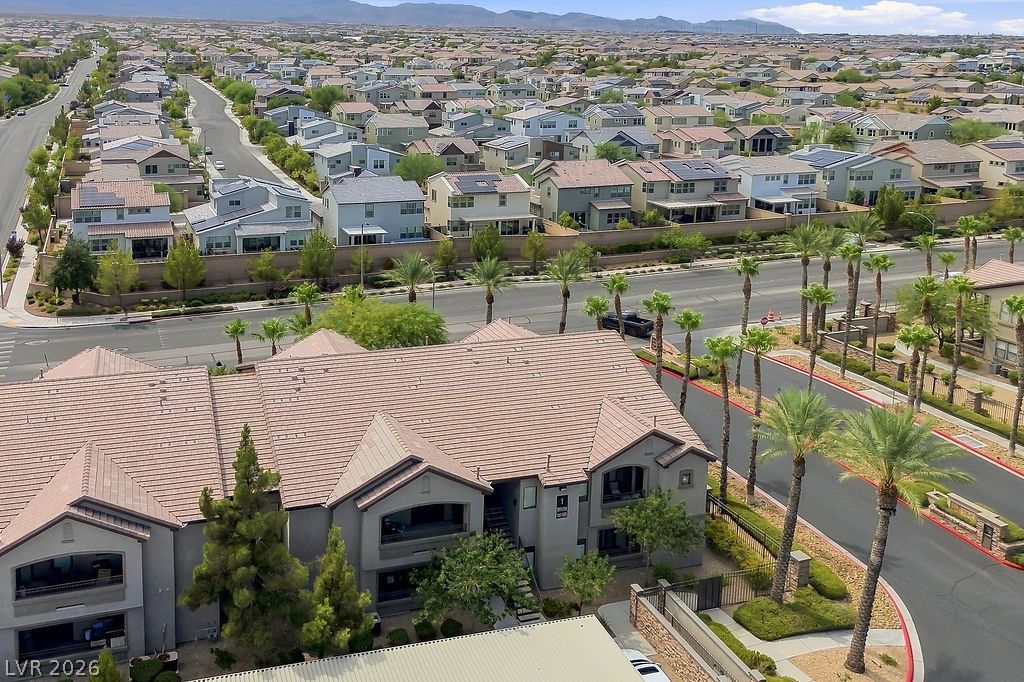 8250 North Grand Canyon Drive 1006 Property Photo 3