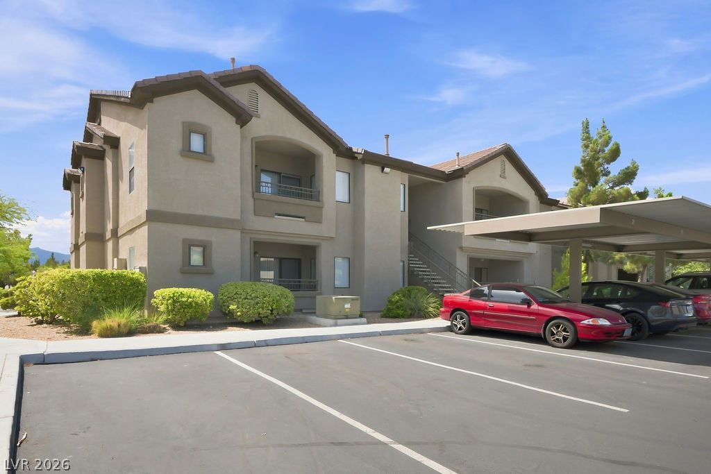 8250 North Grand Canyon Drive 1006 Property Photo 5