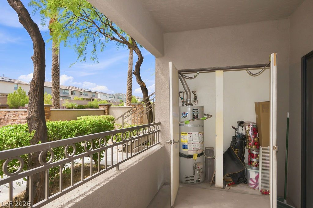 8250 North Grand Canyon Drive 1006 Property Photo 18