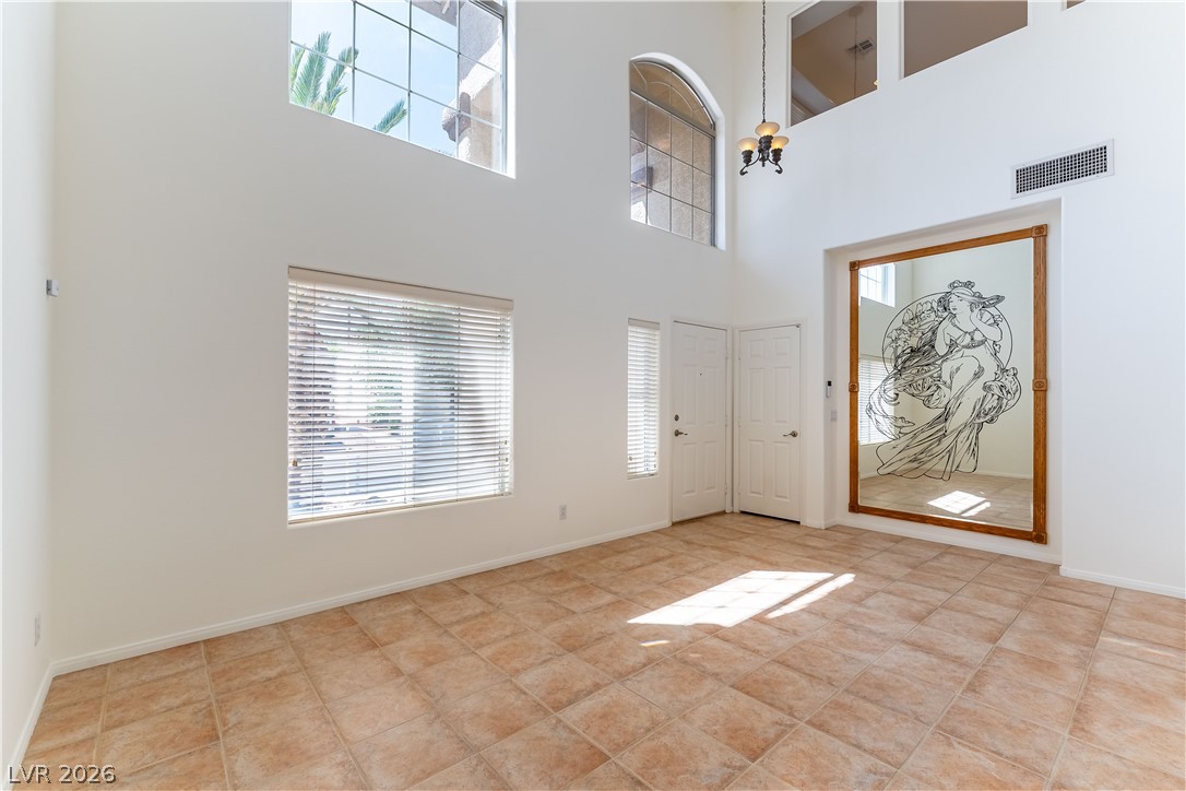 8700 Wild Diamond Avenue Property Photo 6