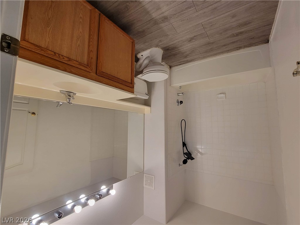 1505 Blackcombe Street 104 Property Photo 20
