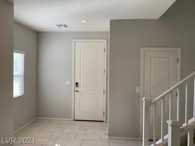 9584 Abbey Pond Avenue Property Photo 2