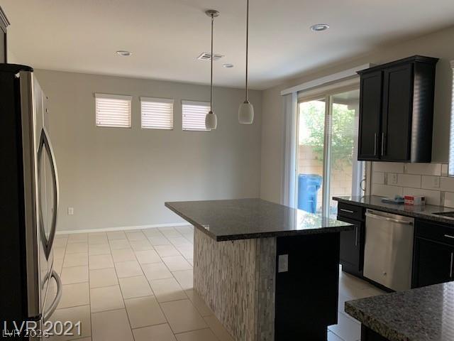 9584 Abbey Pond Avenue Property Photo 6