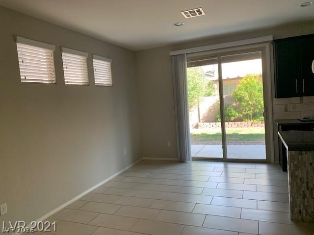 9584 Abbey Pond Avenue Property Photo 8