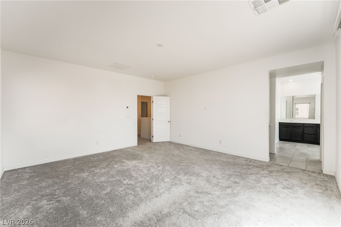 2915 Overlook Brook Street Property Photo 20