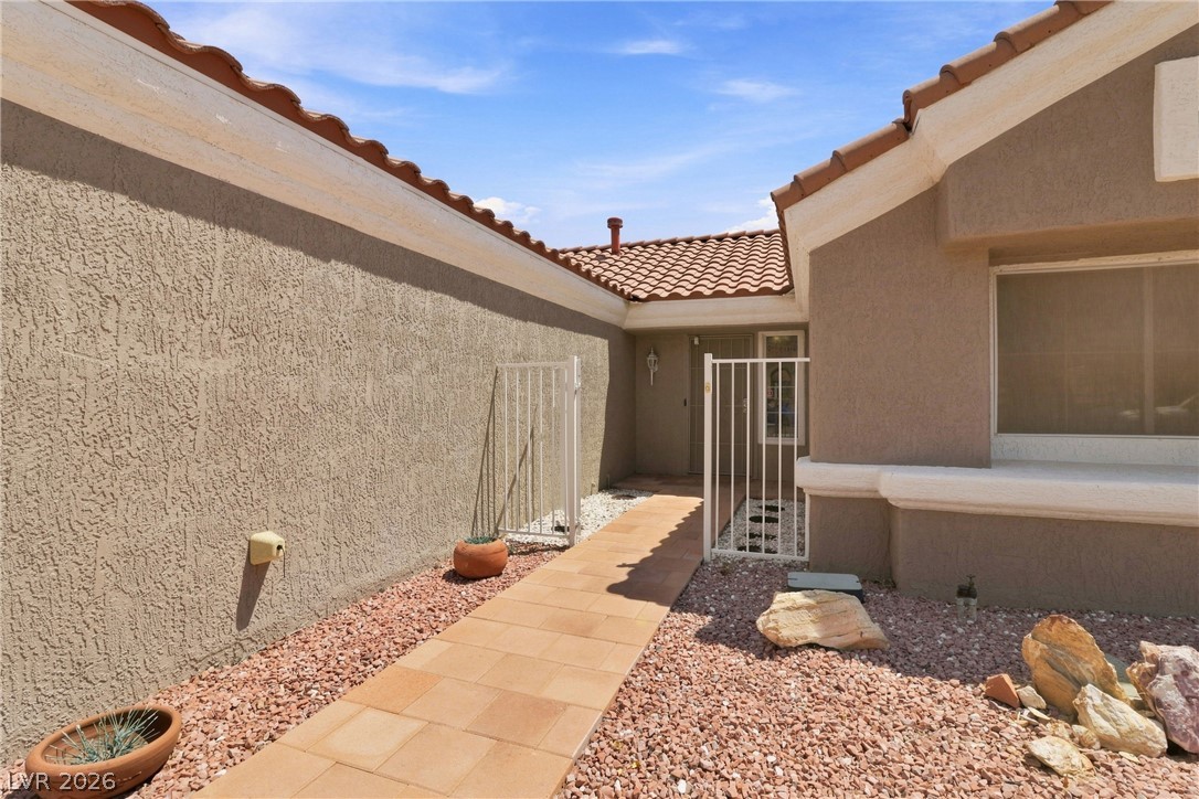 2820 Brianwood Court Property Photo 6