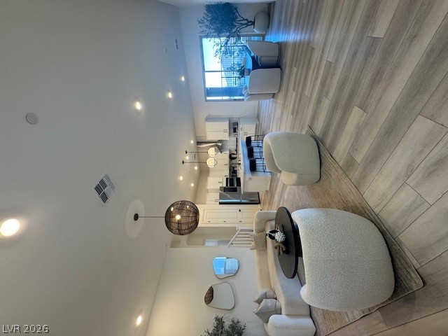 1598 Crowned Eagle Street Property Photo 7