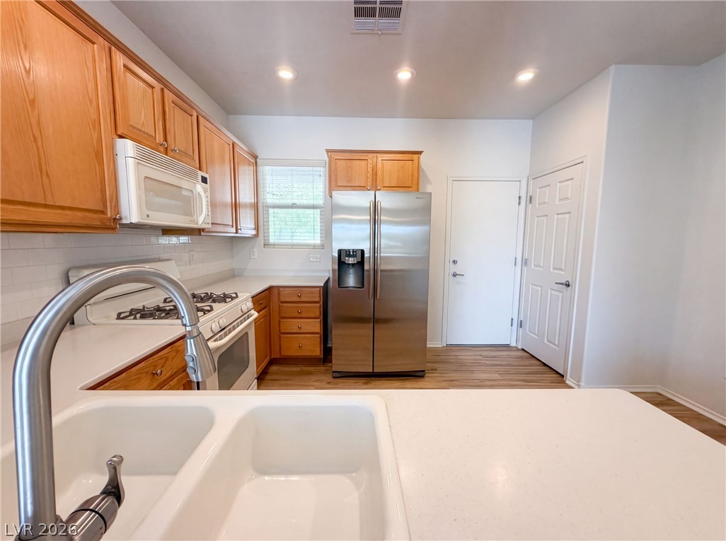 2355 Peaceful Sky Drive Property Photo 2