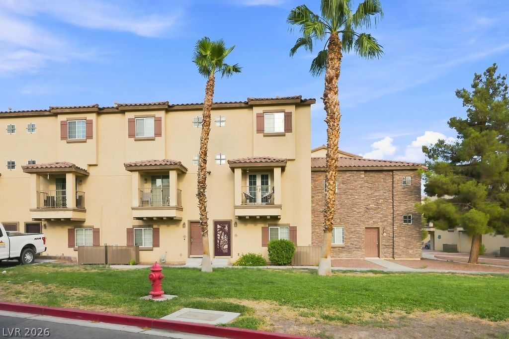 2807291 Property Photo 2