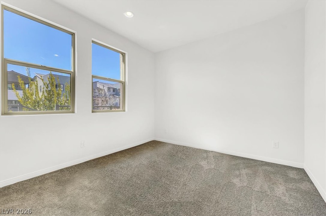 11556 Kindle Corner Avenue Property Photo 6