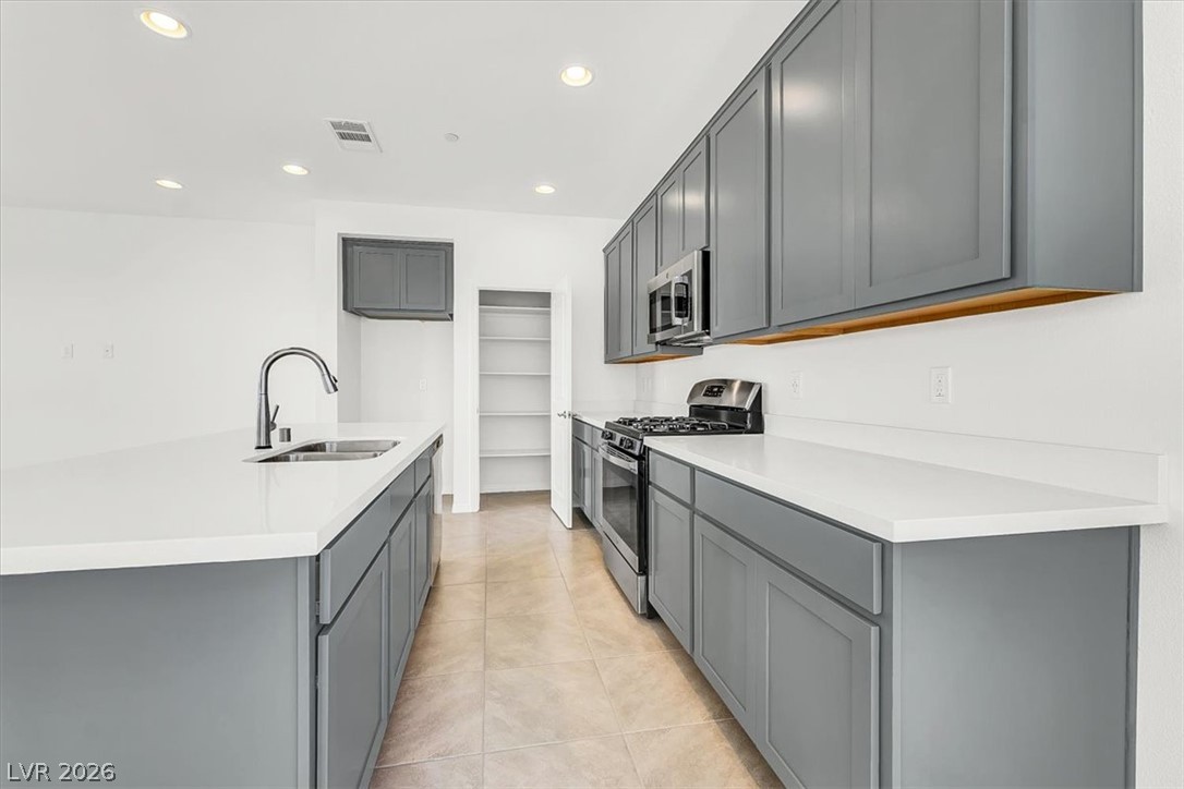 11556 Kindle Corner Avenue Property Photo 11