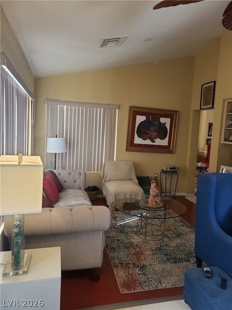 2409 Floyd Court Property Photo 11
