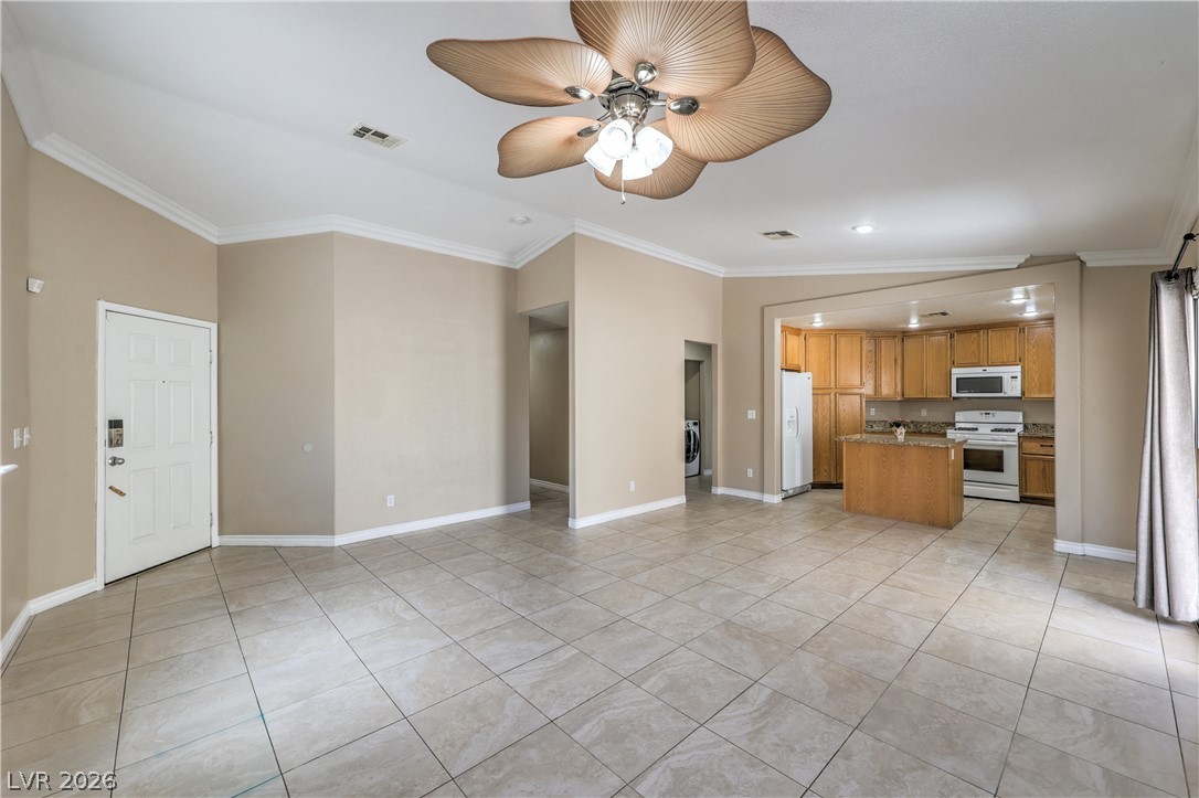 2508 Hollow Oak Avenue Property Photo 6