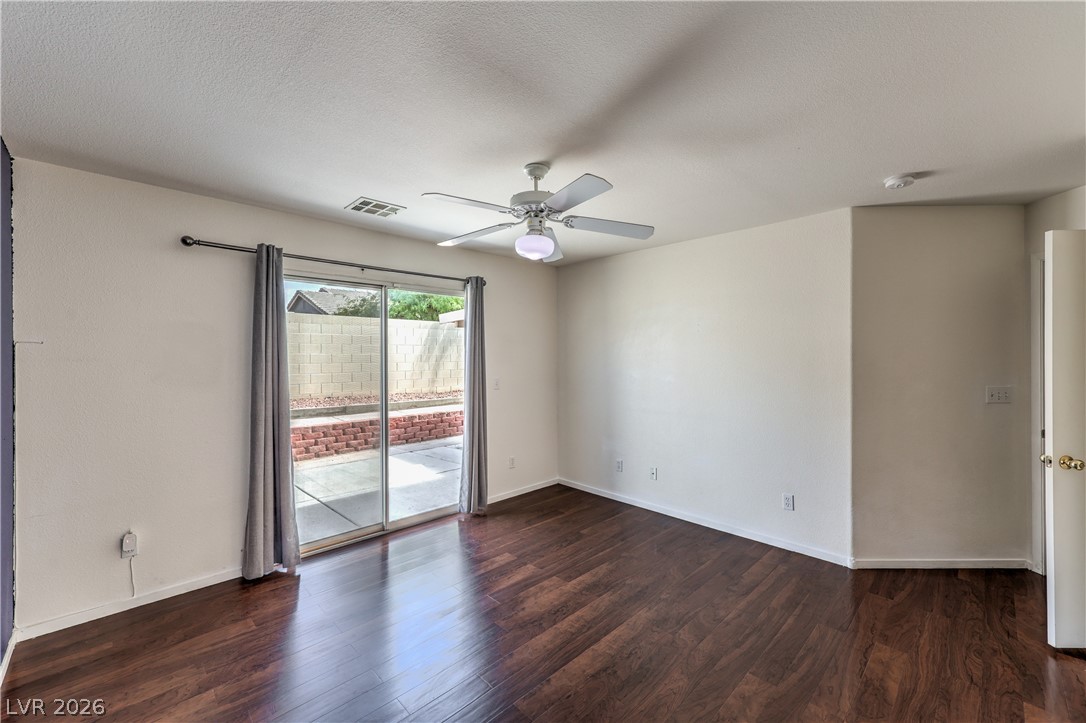 2508 Hollow Oak Avenue Property Photo 14