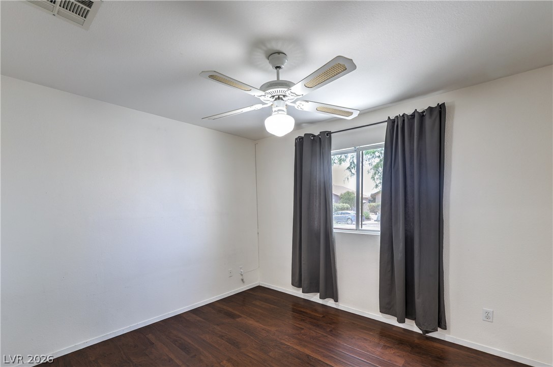 2508 Hollow Oak Avenue Property Photo 18