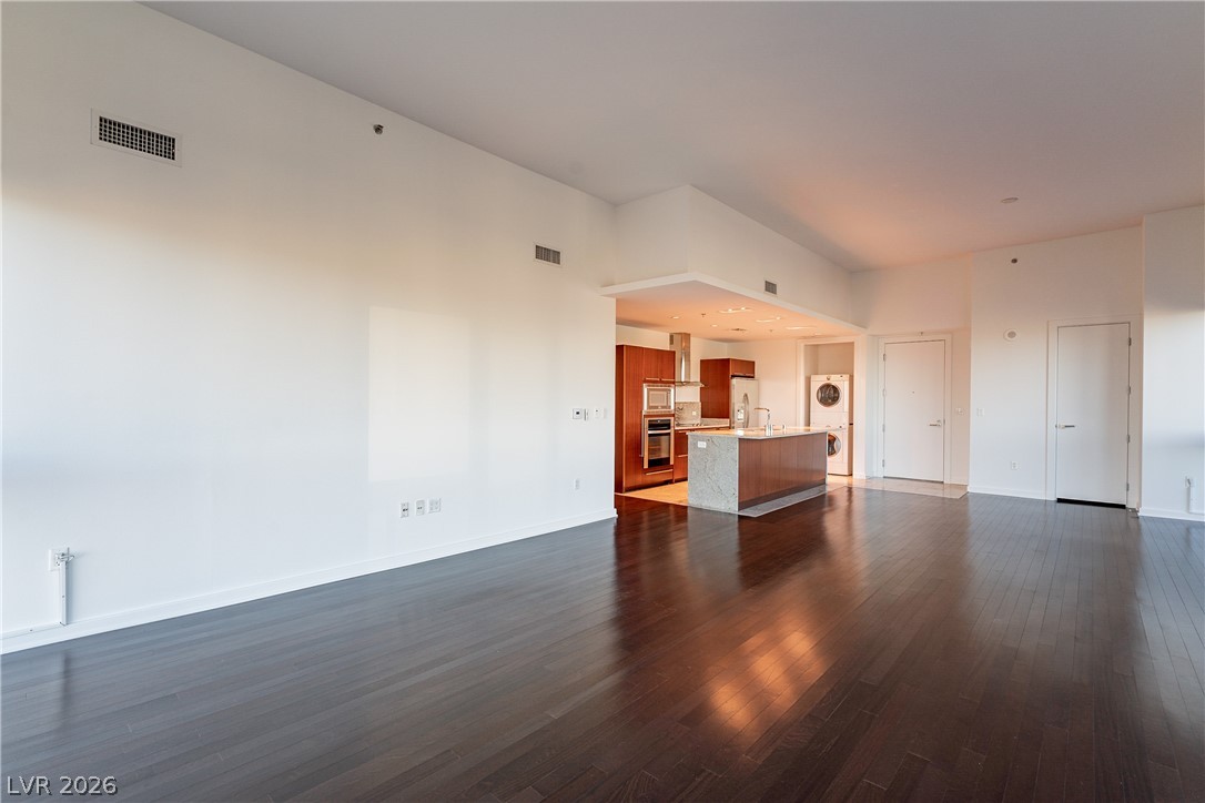 4471 Dean Martin Drive 3509 Property Photo 3