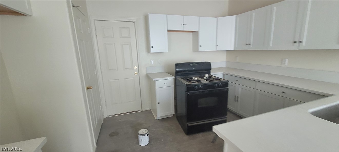 8695 Canfield Canyon Avenue Property Photo 11