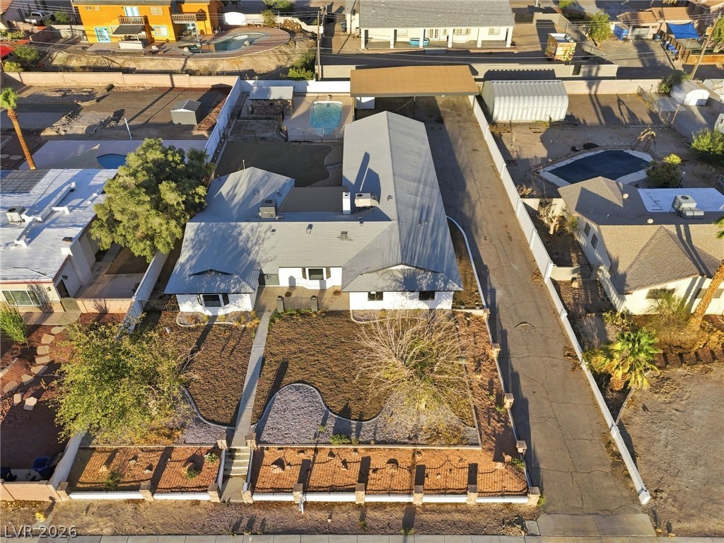 706 North Hollywood Boulevard Property Photo 6