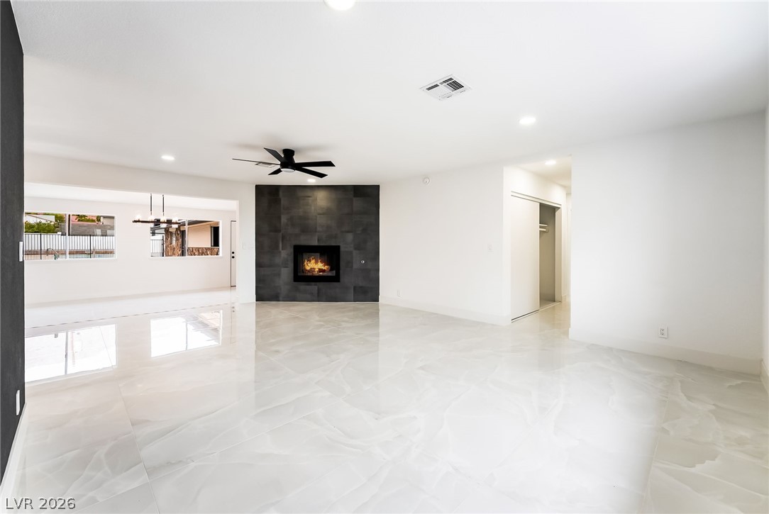 706 North Hollywood Boulevard Property Photo 20