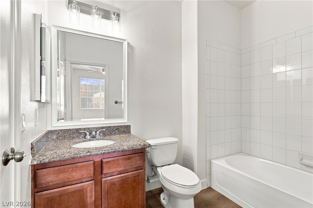 1704 Queen Victoria Street 102 Property Photo 31