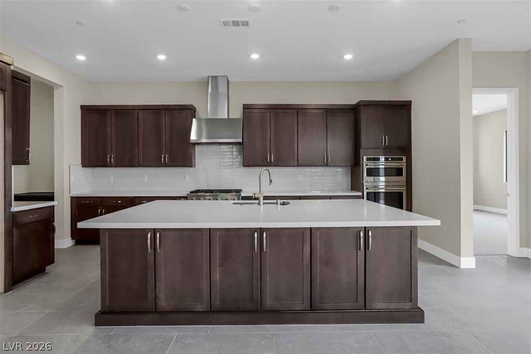 12230 Elderwood Street Property Photo 2