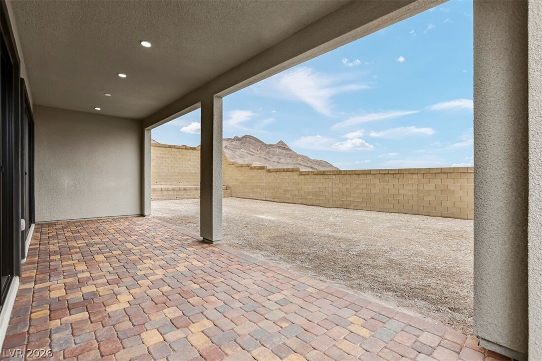 12230 Elderwood Street Property Photo 27