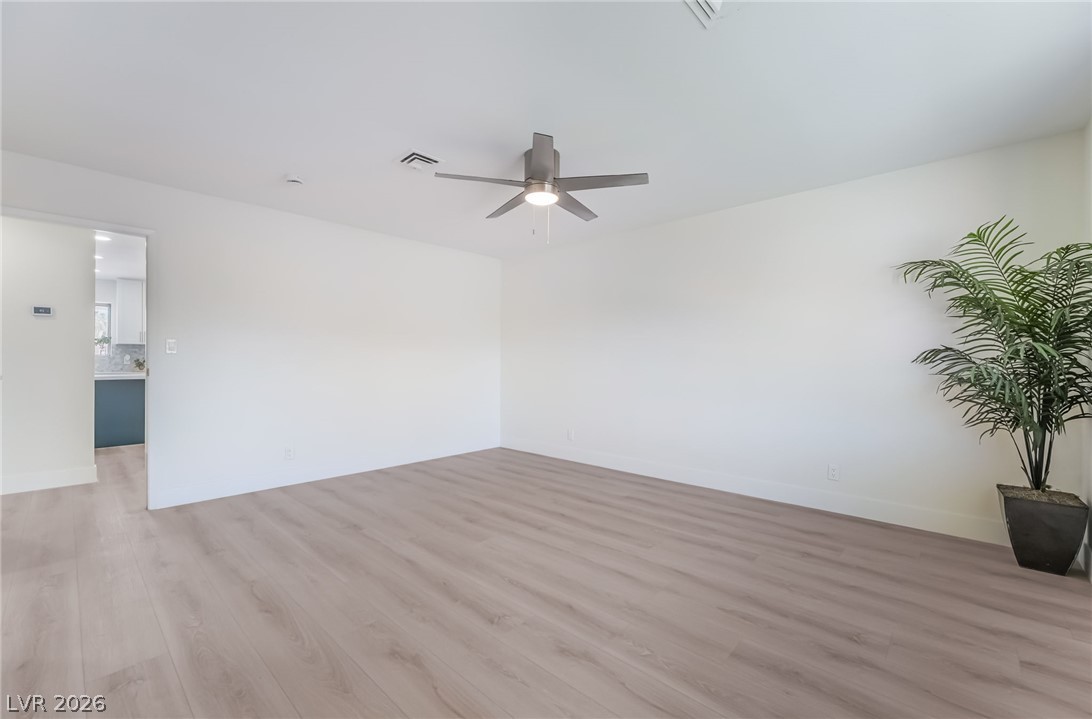 611 East Fairway Road Property Photo 21