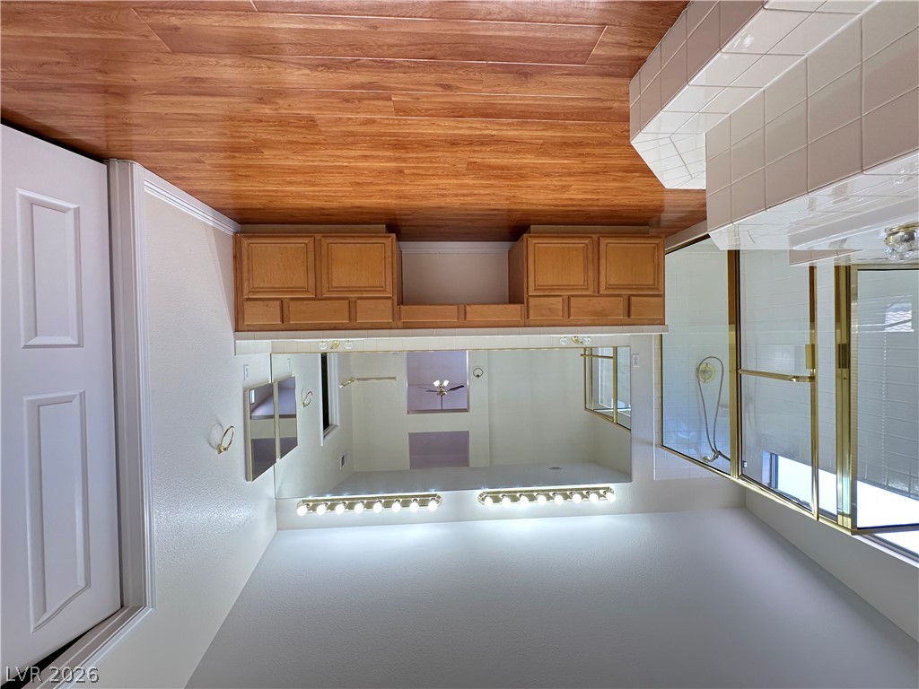 9242 Snow Flower Avenue Property Photo 14