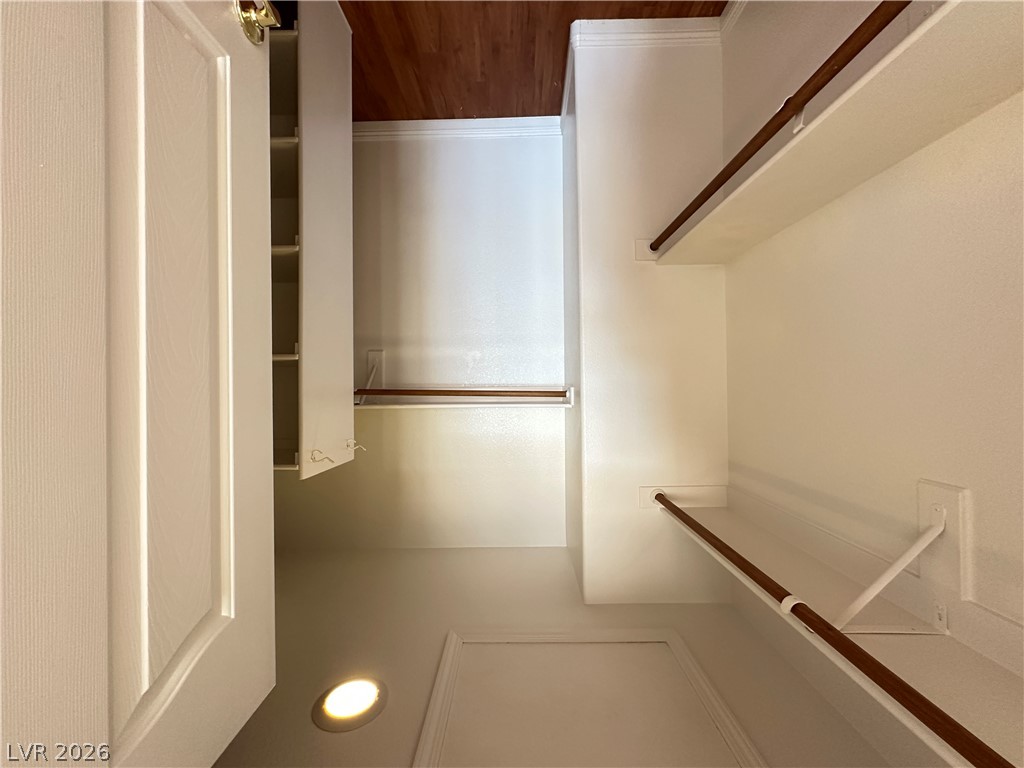9242 Snow Flower Avenue Property Photo 15