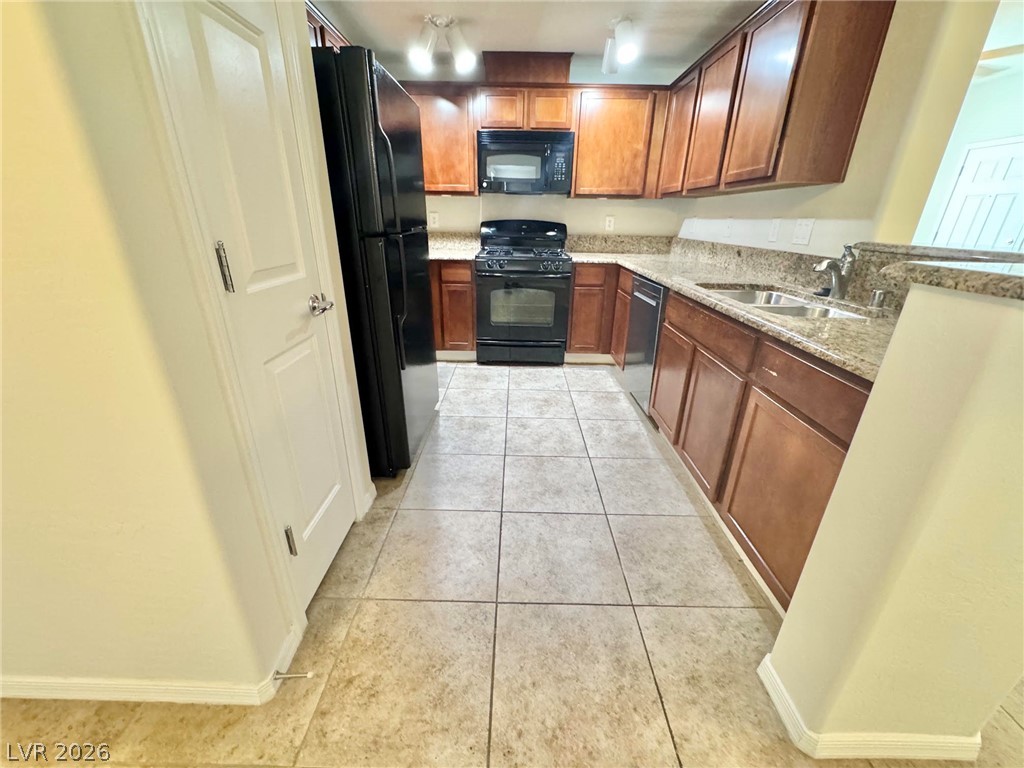 6868 Sky Pointe Drive 1036 Property Photo 5