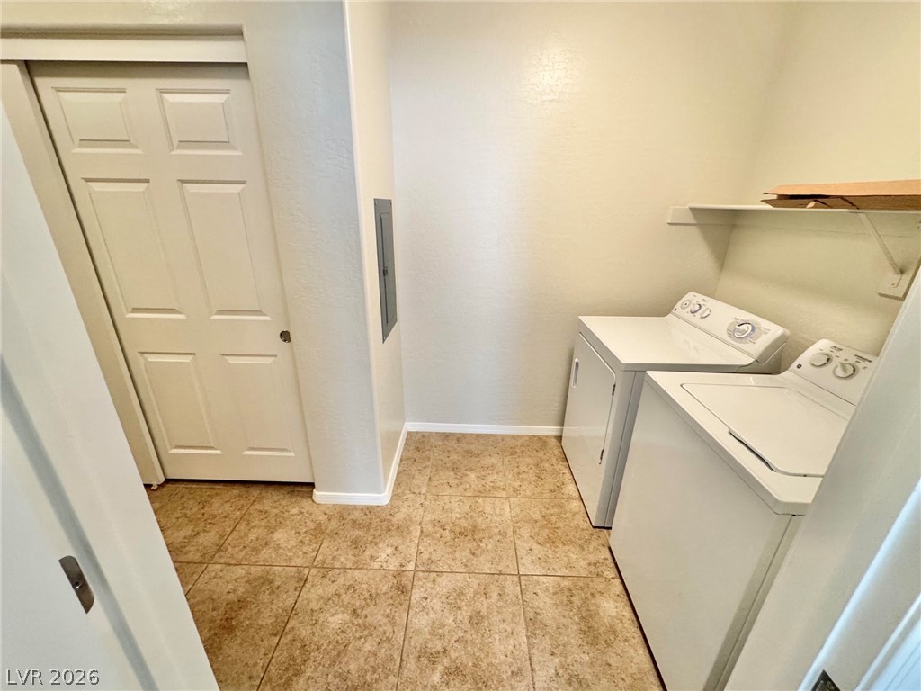 6868 Sky Pointe Drive 1036 Property Photo 6