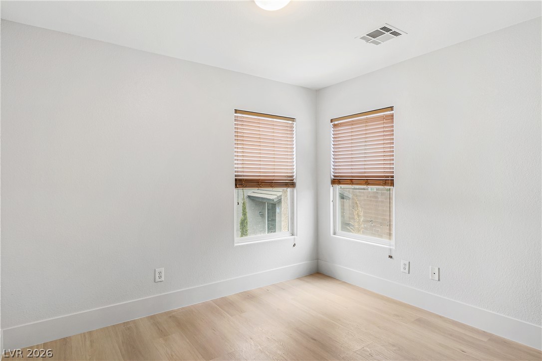 537 Lacabana Beach Drive Property Photo 18
