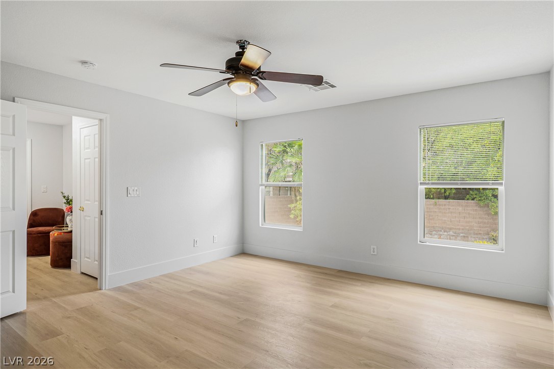 537 Lacabana Beach Drive Property Photo 21