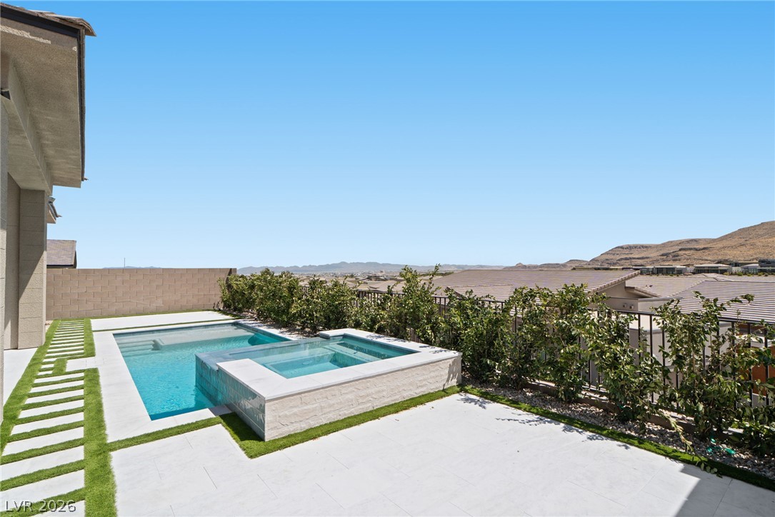 11115 Rolling Vista Drive Property Photo 27