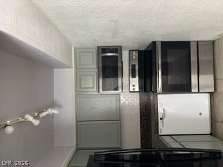 100 South Crestline Drive 64 Property Photo 13