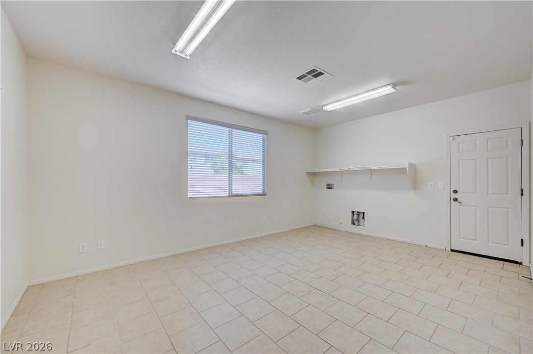 6637 Cliff Shore Court Property Photo 18