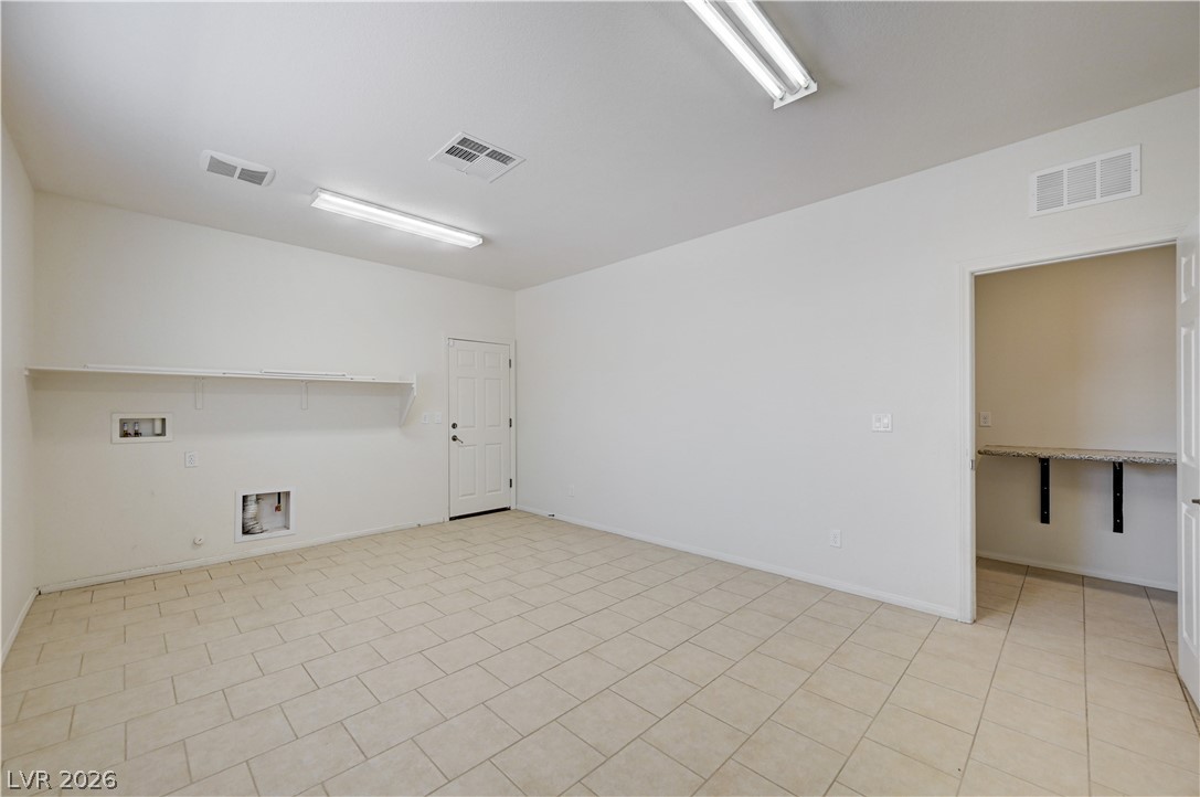 6637 Cliff Shore Court Property Photo 19