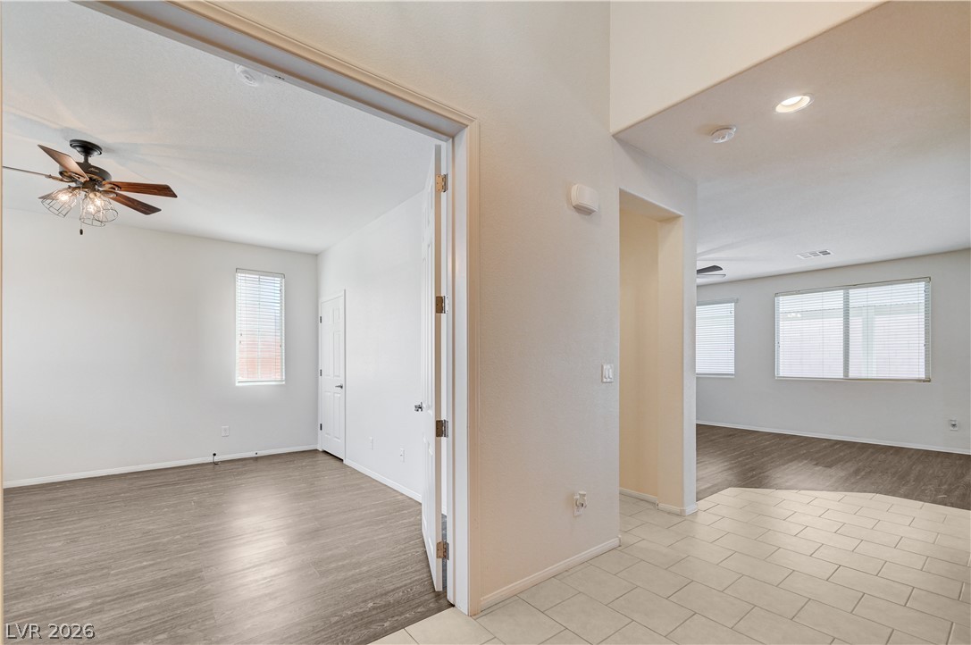 6637 Cliff Shore Court Property Photo 24