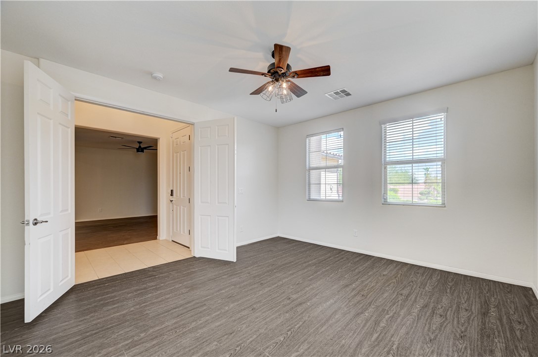 6637 Cliff Shore Court Property Photo 26