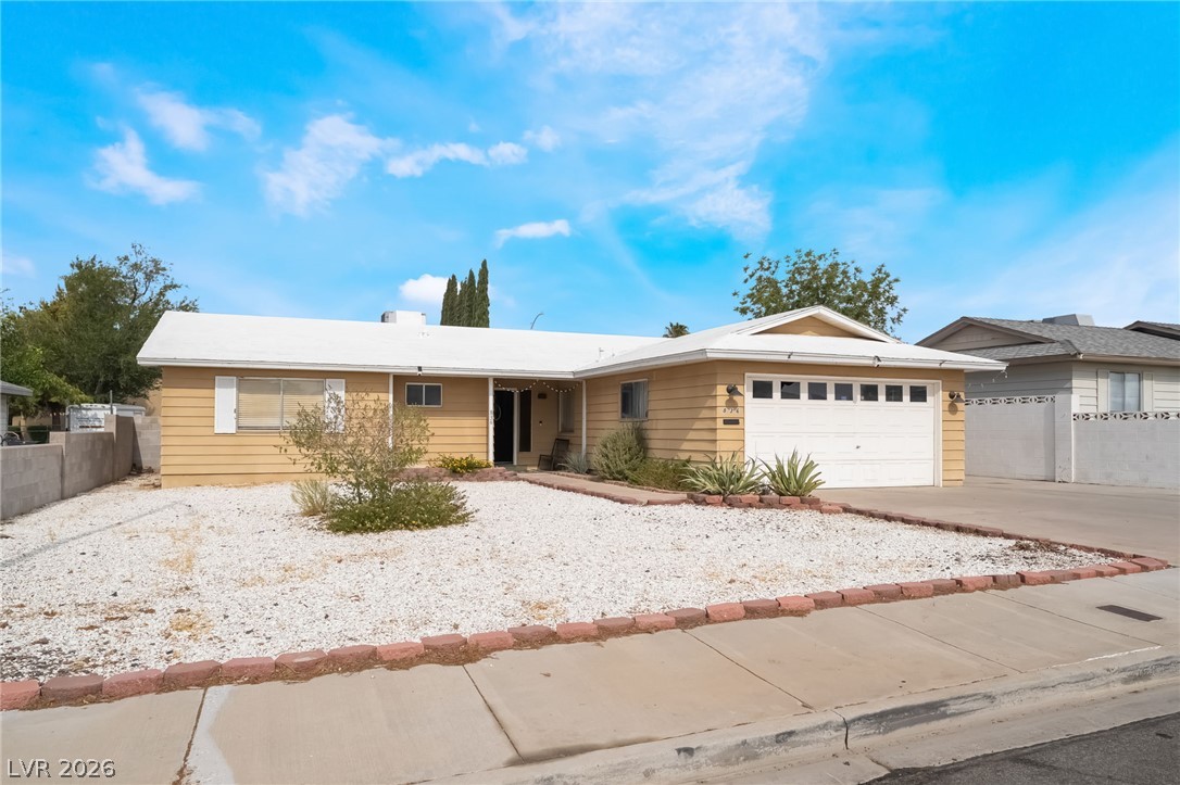 836 Benita Place Property Photo 1
