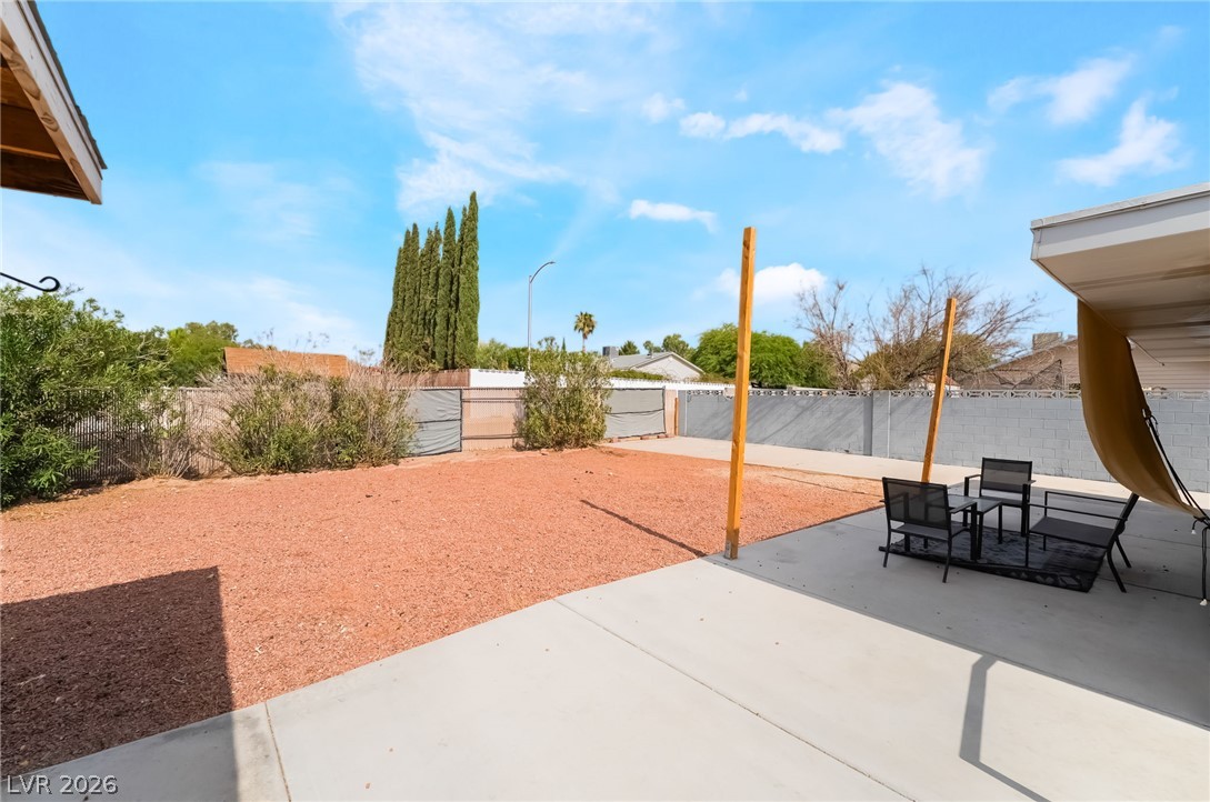 836 Benita Place Property Photo 29