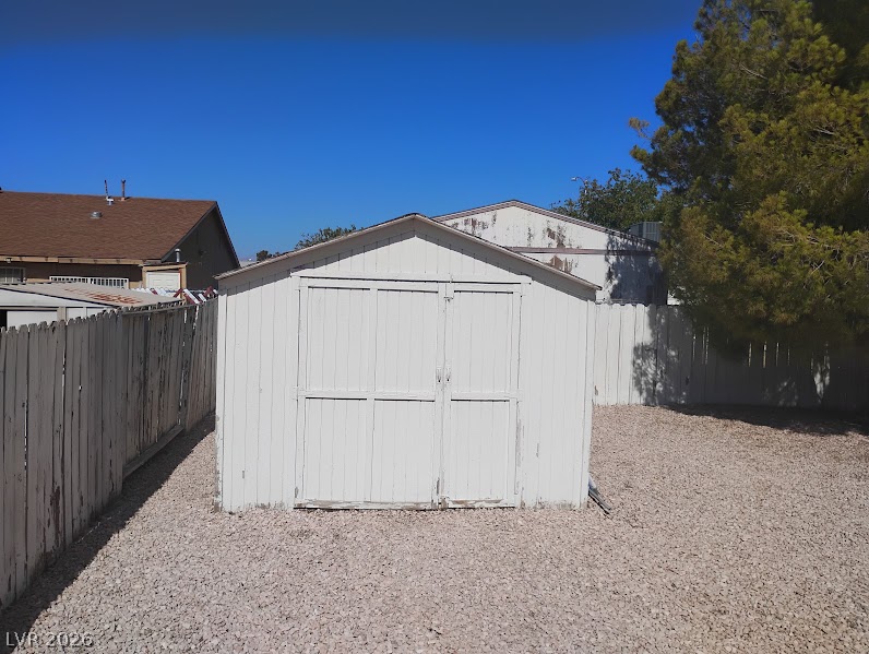 1208 Sandy Cove Street Property Photo 7