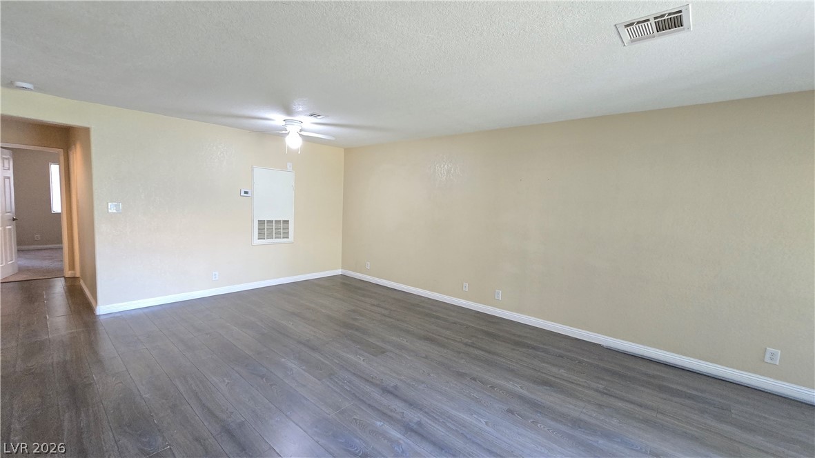 5002 South Rainbow Boulevard 103 Property Photo 8